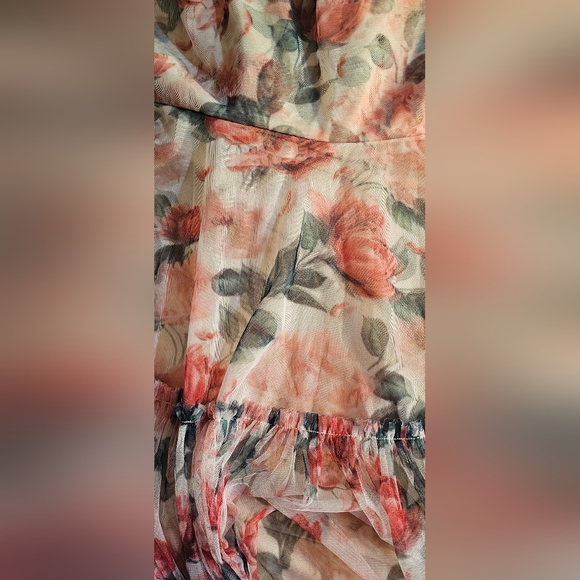 Mac Duggal Floral Long Sleeve Cocktail Dress - Picture 7 of 8